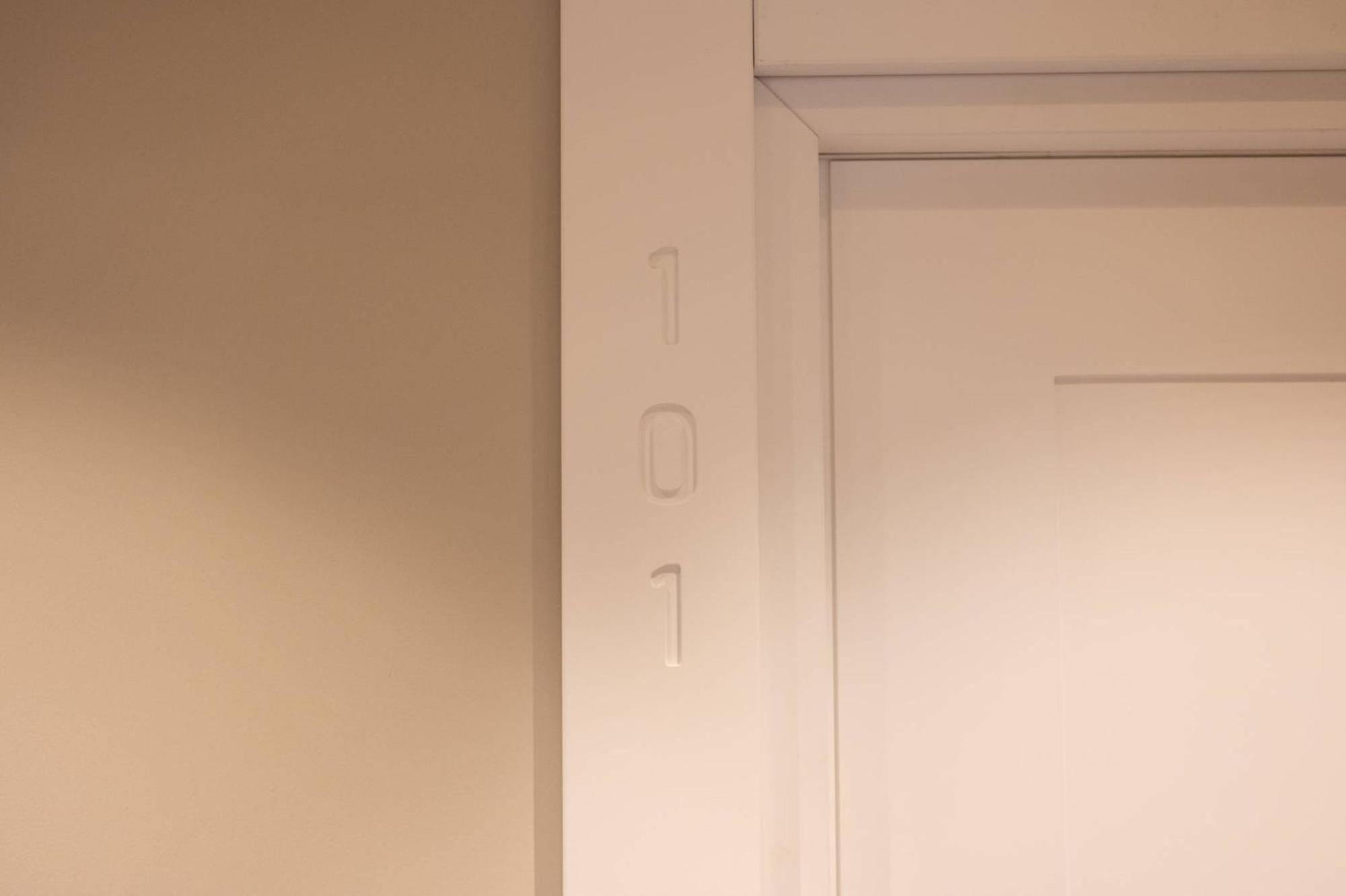 Domus 213 Guest House Рим Экстерьер фото