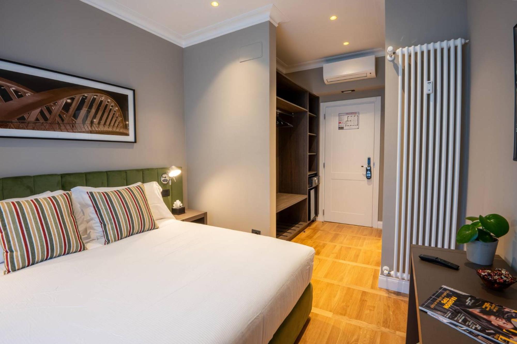 Domus 213 Guest House Рим Экстерьер фото